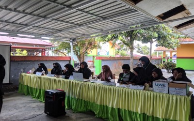 Pesta Demokrasi Siswa Madrasah : Debat Kandidat Calon Ketua dan Wakil Ketua OSIS MAN 2 BANGGAI Periode 2023-2024