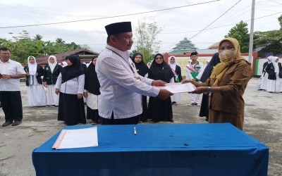 UNTUK TINGKATKAN LAYANAN , PERILAKU HIDUP SEHAT MAN 2 BANGGAI JALIN KERJASAMA DENGAN PUSKESMAS TANGEBAN